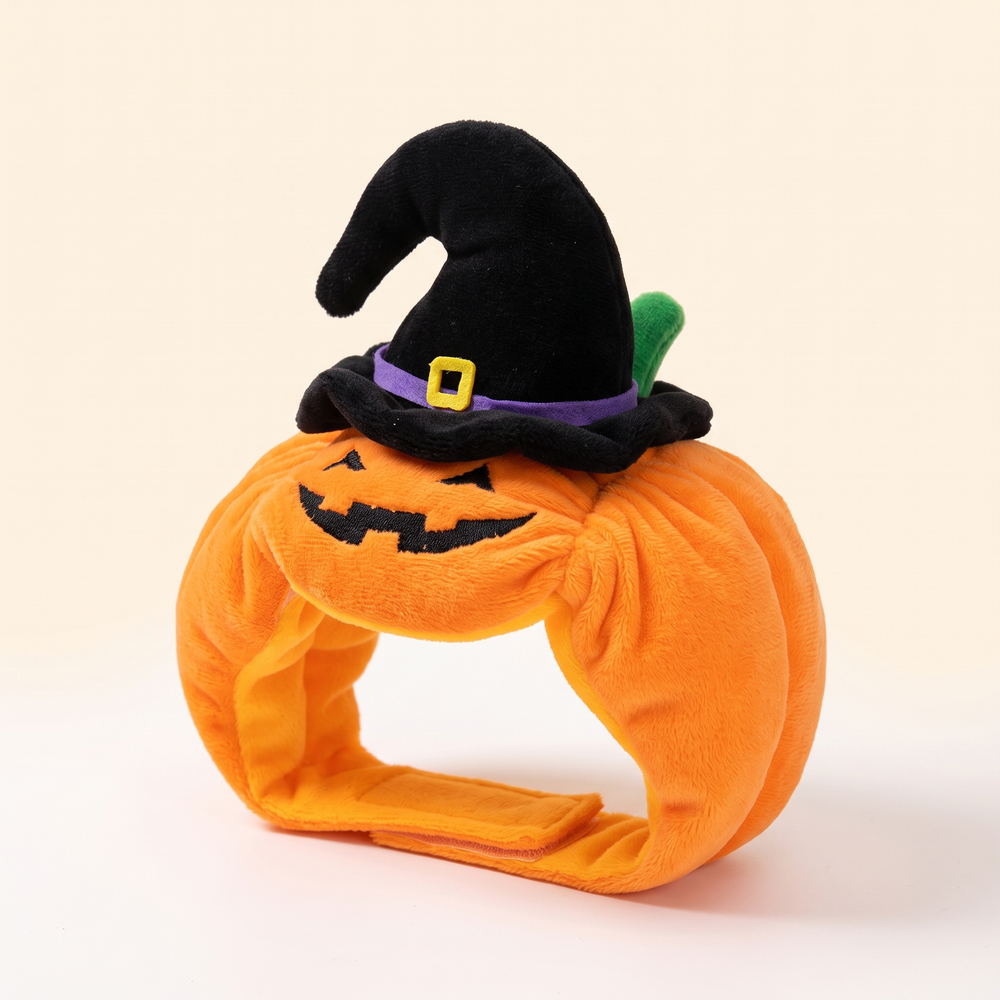 Plush pumpkin pet hat with witch hat – product photo